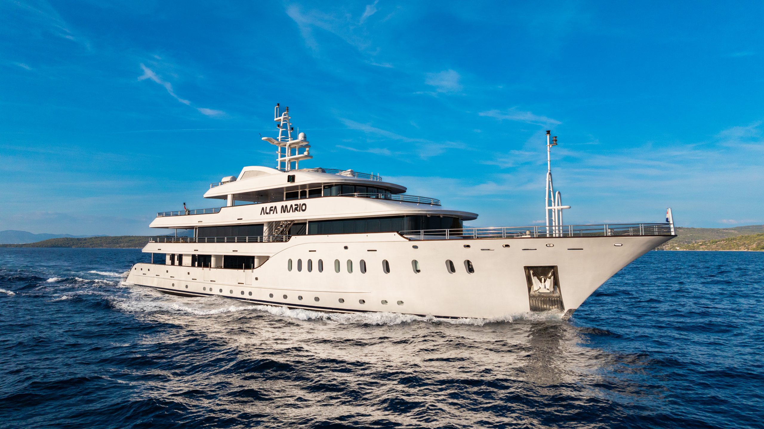Luxury Adriatic charter yacht cruising in Croatia
