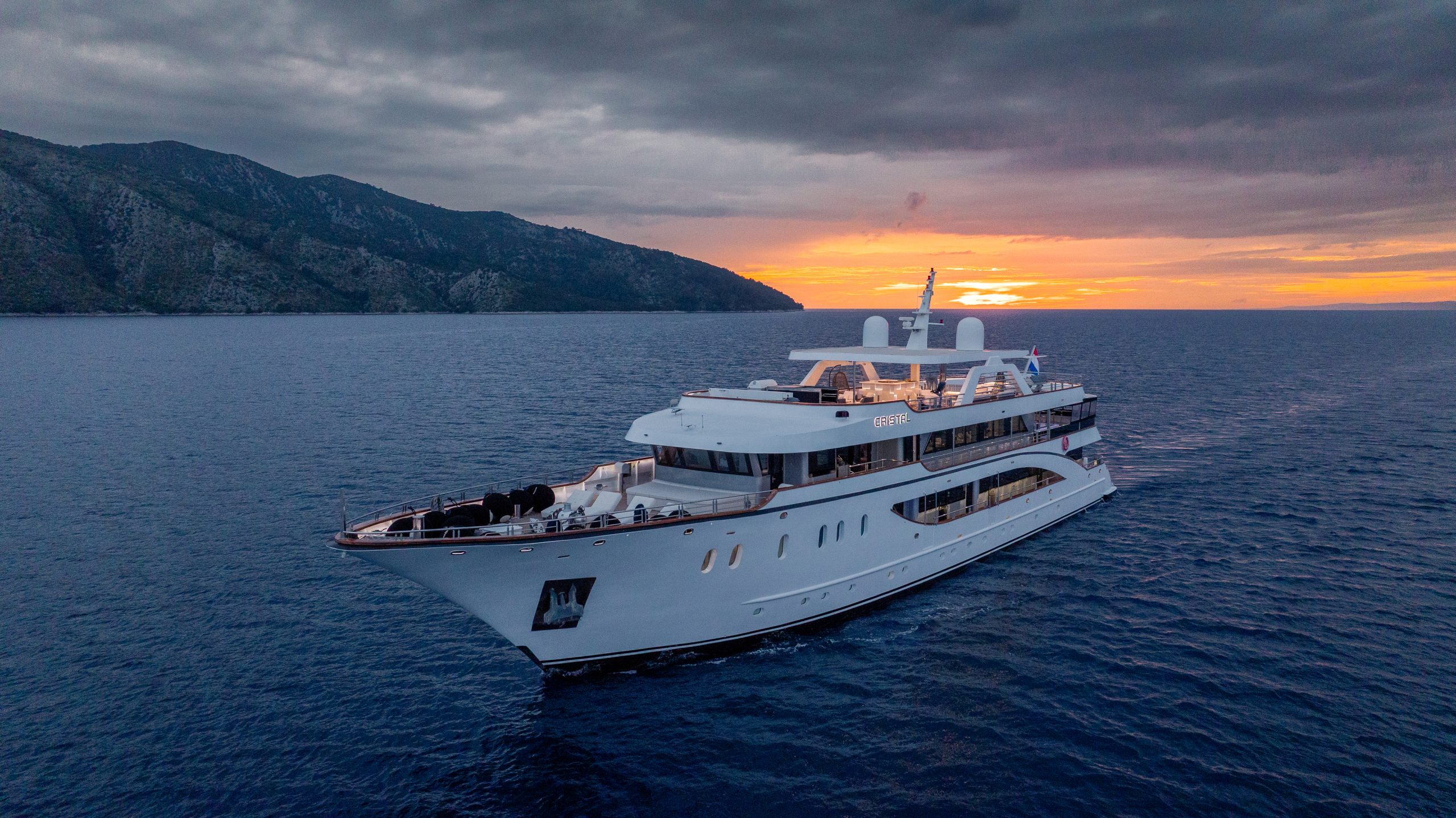 Cristal Superyacht — photo 3