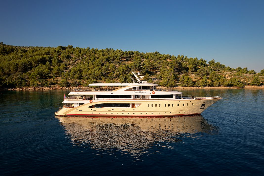 2. QUEEN ELEGANZA Profile