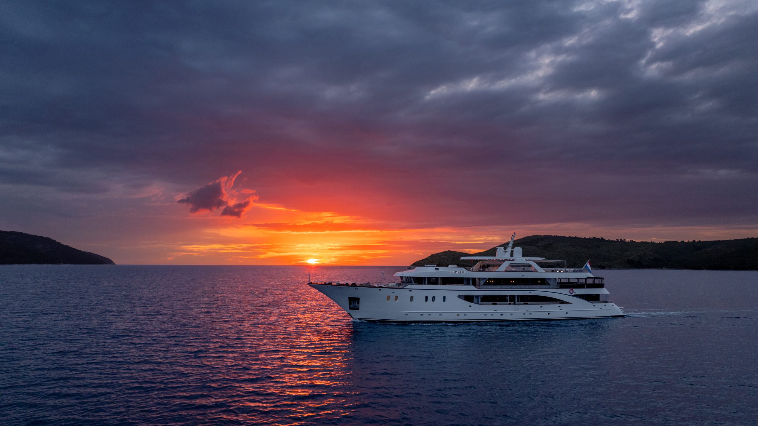 Cristal Superyacht — photo 4