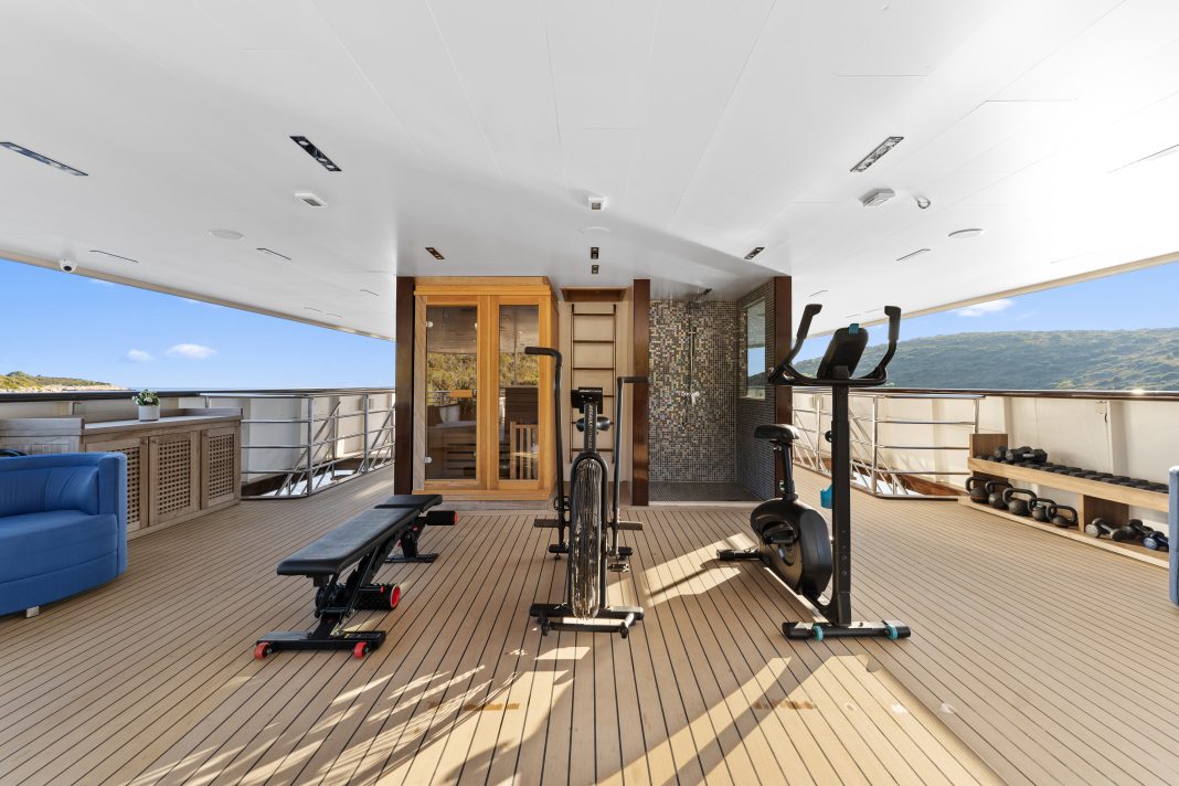 36. ALFA MARIO Gym area - Sun deck