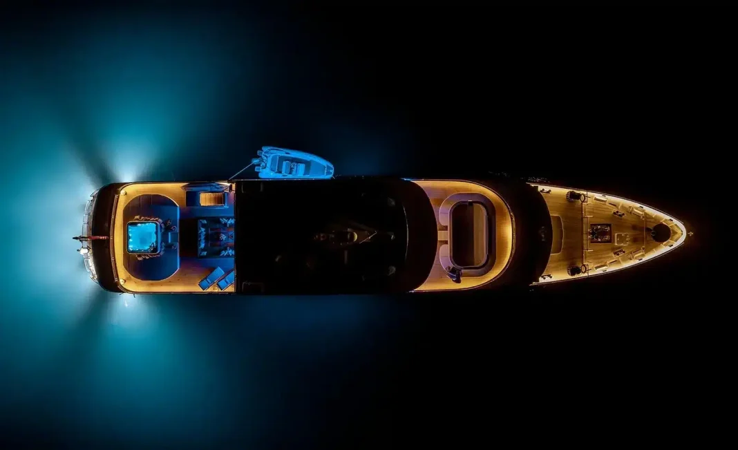 freedom_at_night.jpg_1