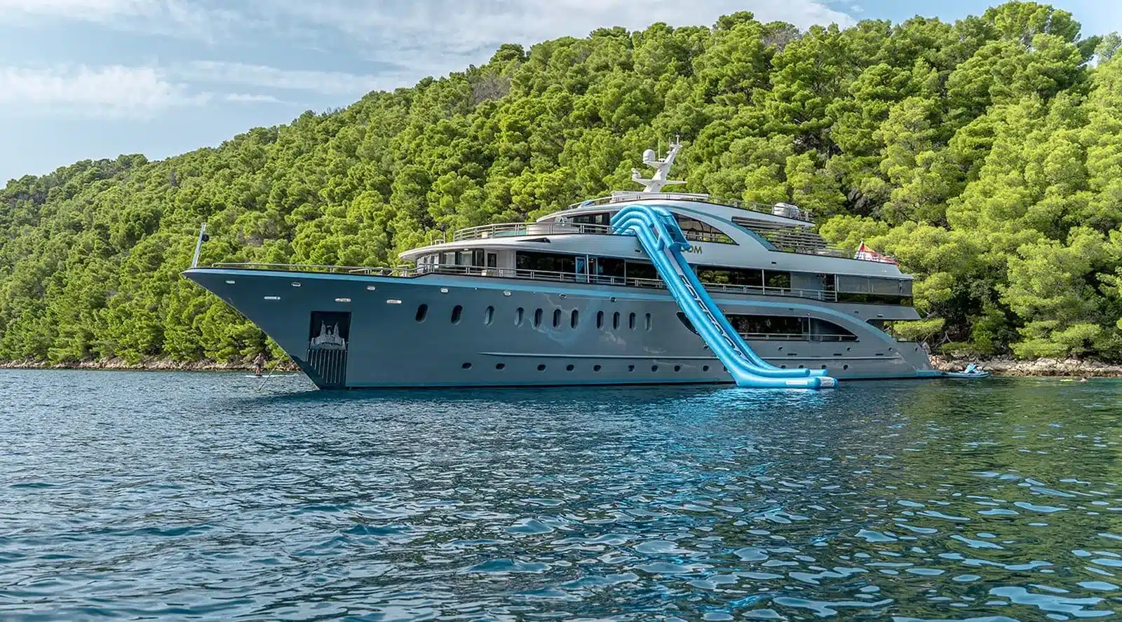 Freedom Superyacht