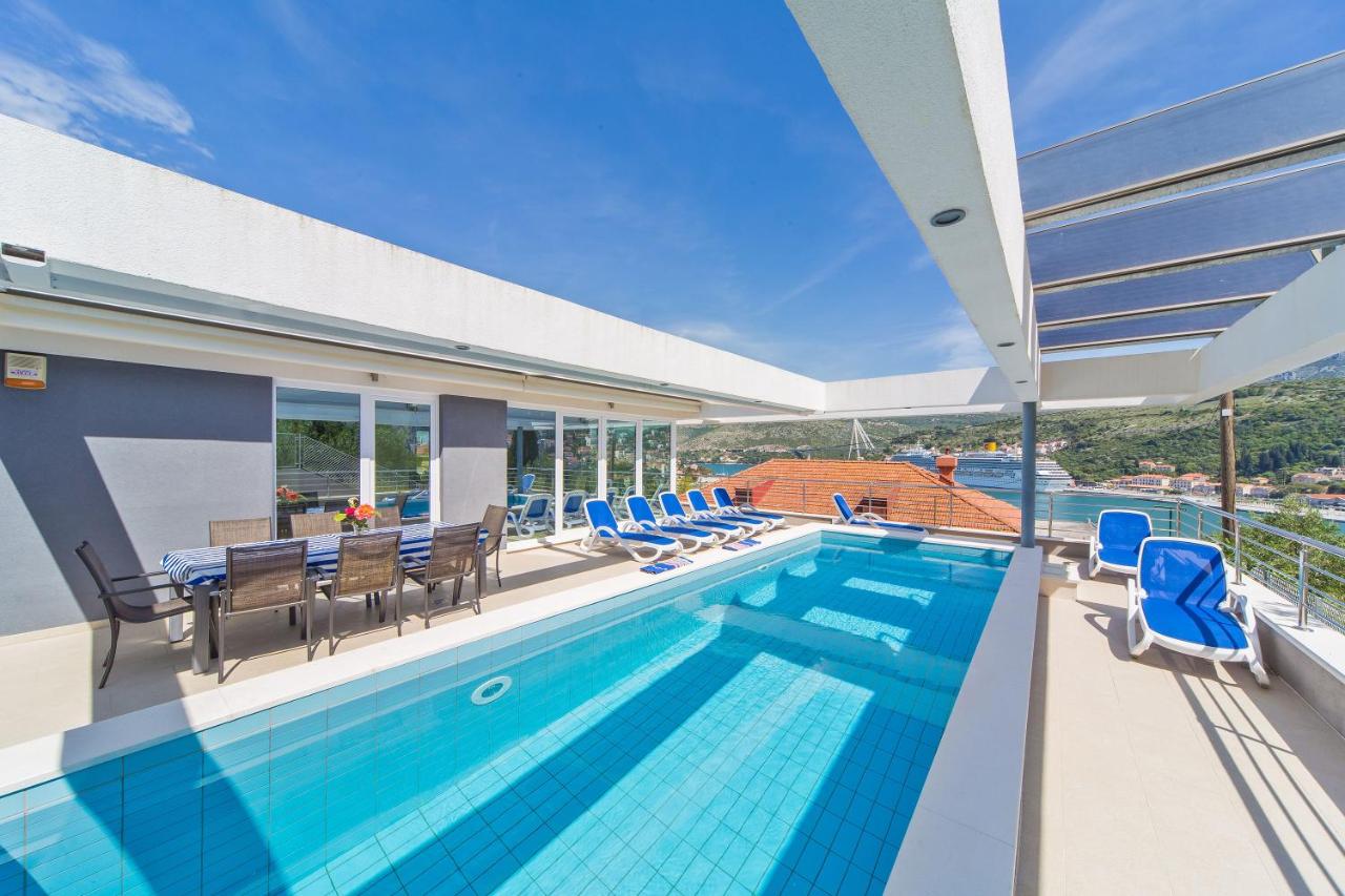 Amazing sea view villa in Dubrovnik