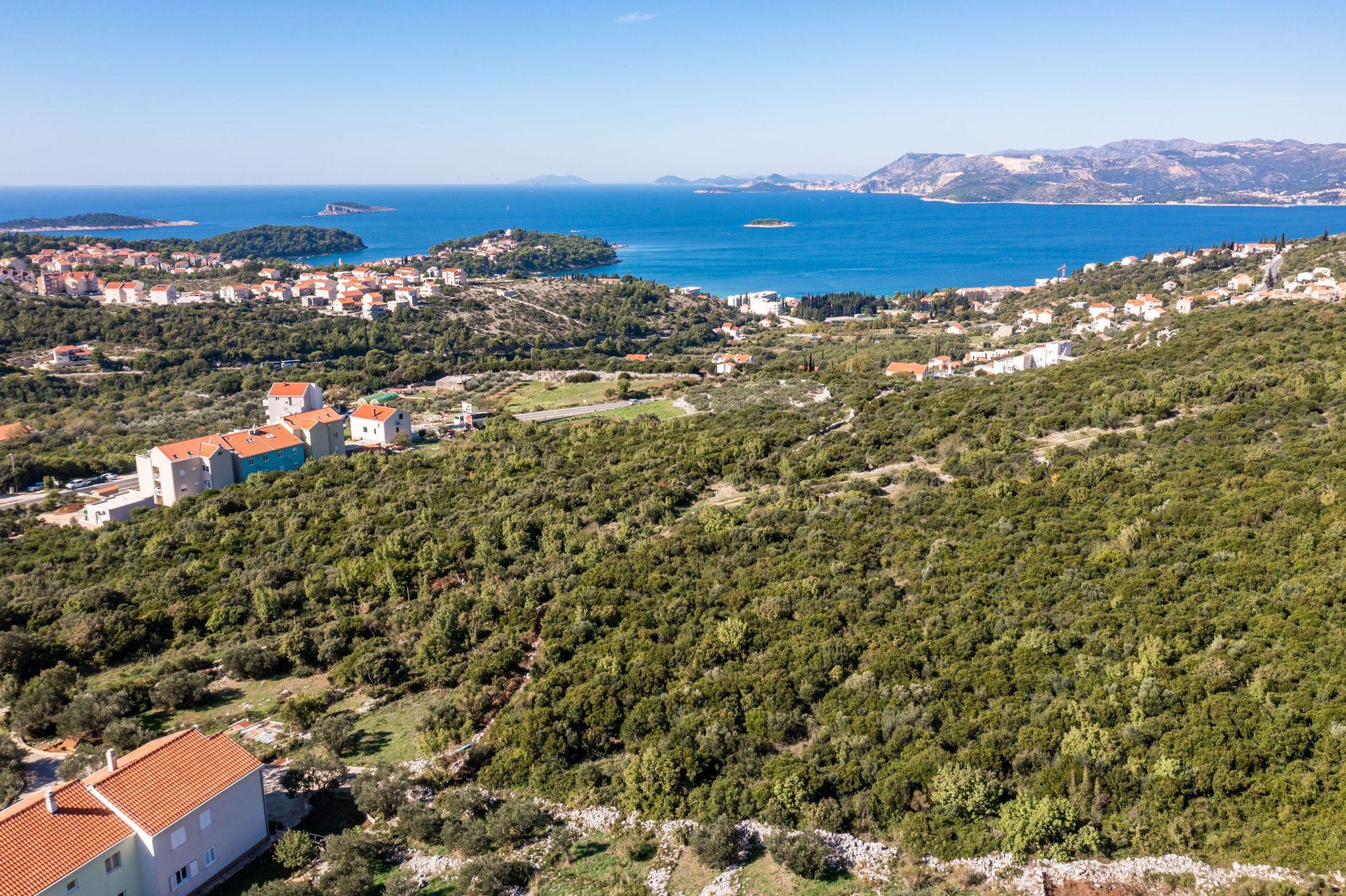 Building land with sea view near Dubrovnik approach