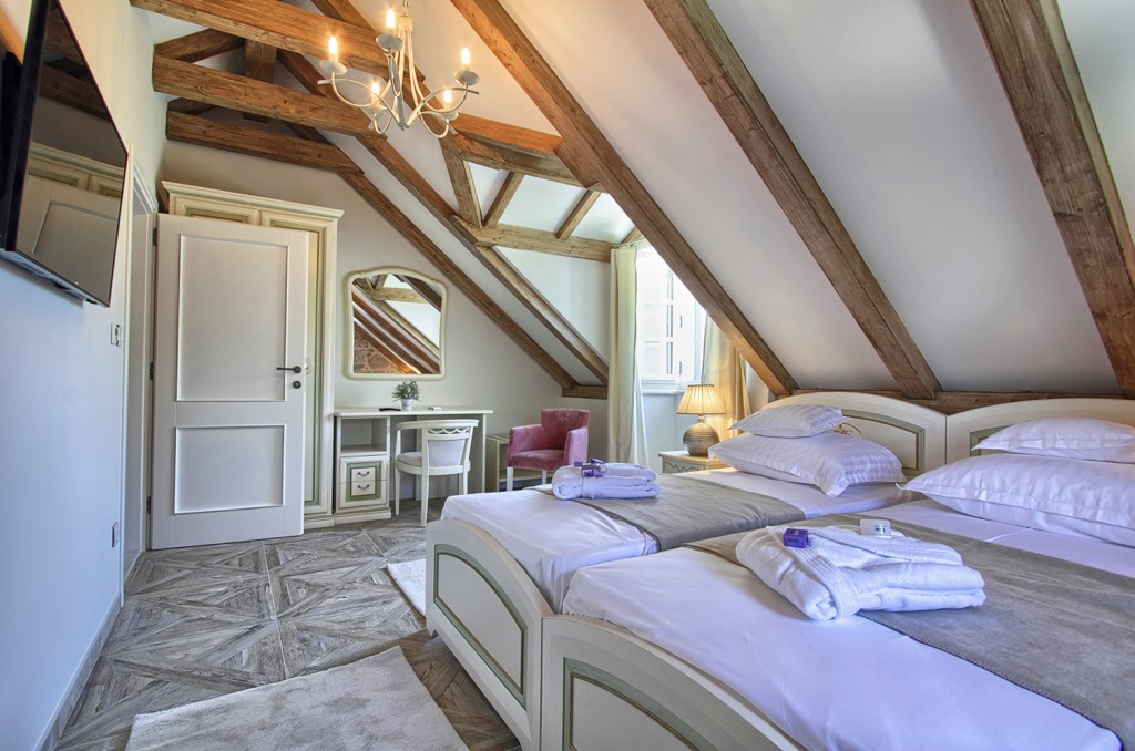 19-VILLA-CAPTISLAVAResized