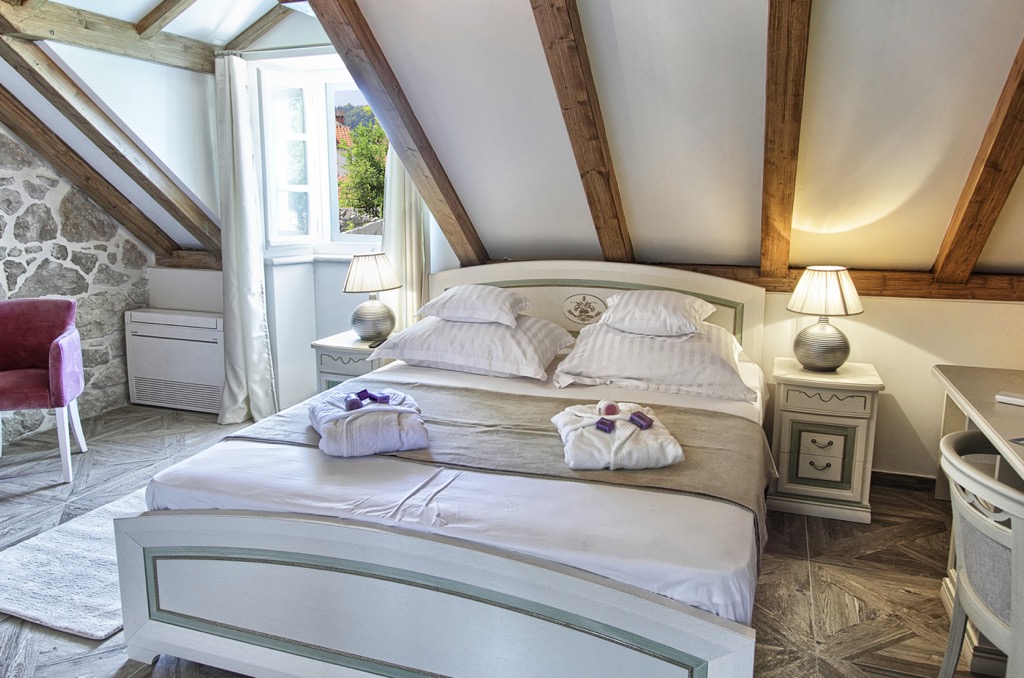 32-VILLA-CAPTISLAVAResized