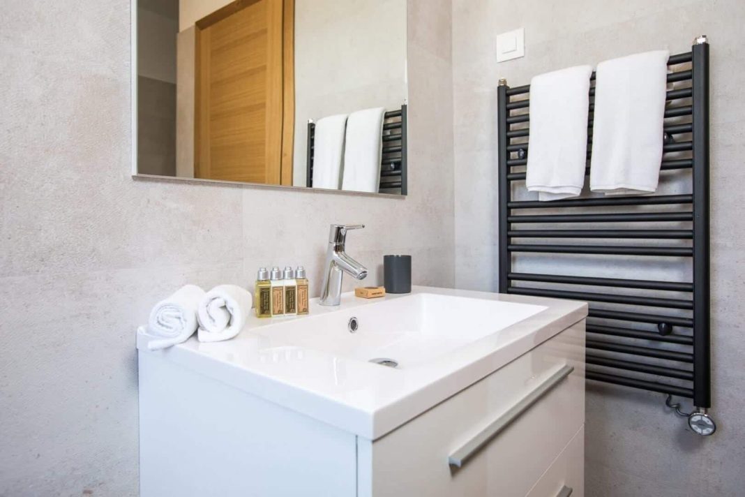 f431e528c4ca285ee024877b58111f03